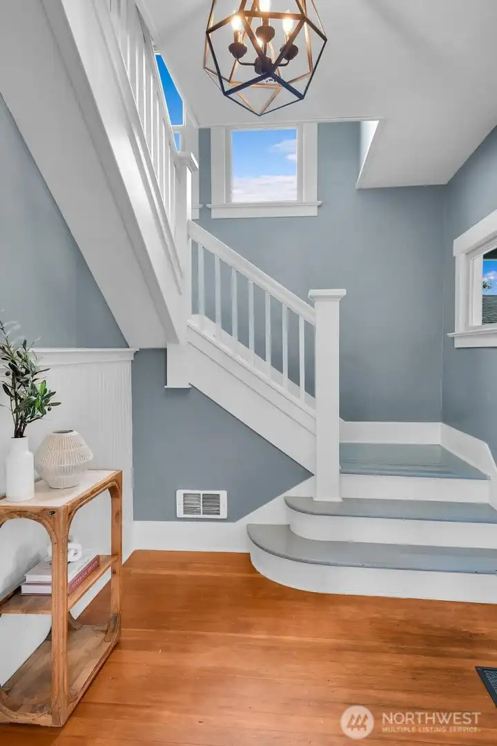 The beautiful entry showcases classic craftsman details.