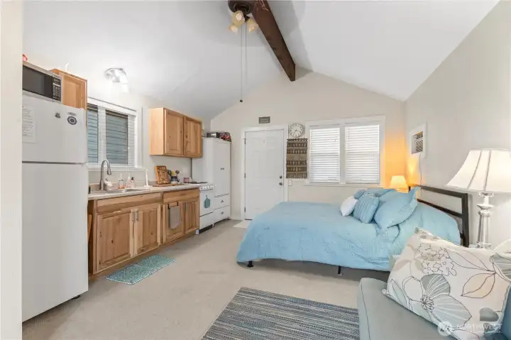 Separate ADU with kitchenette