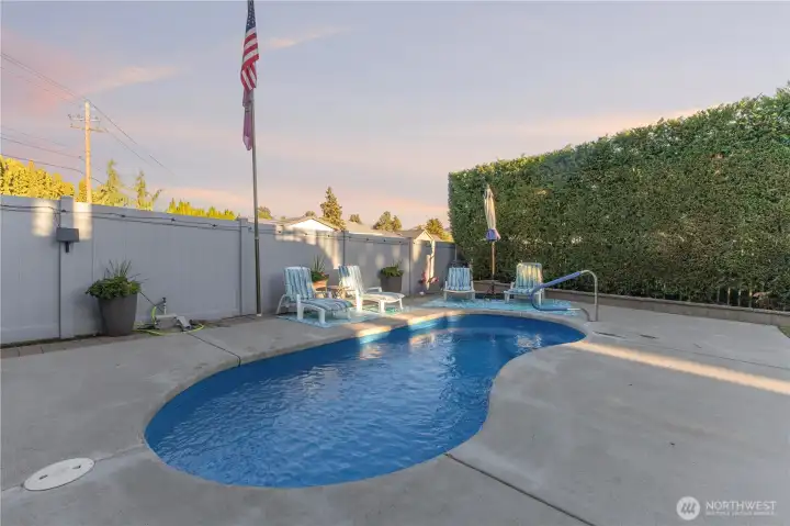 In-ground pool, perfect for entertaining