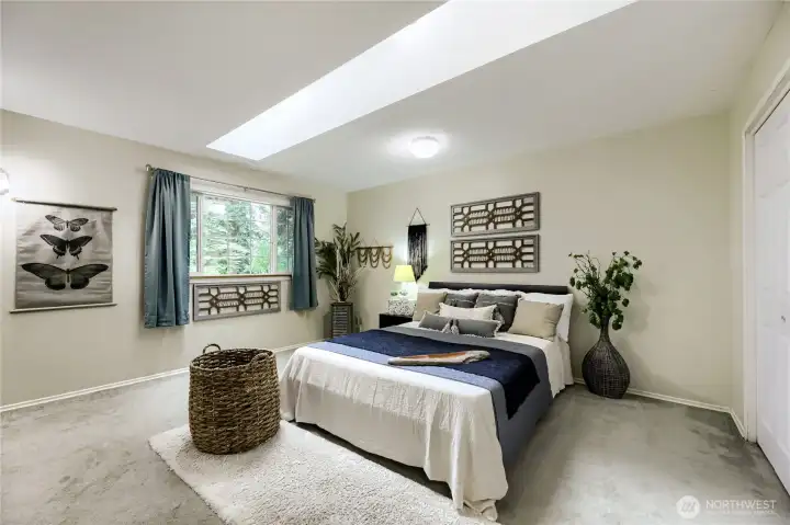 Main level primary bedroom