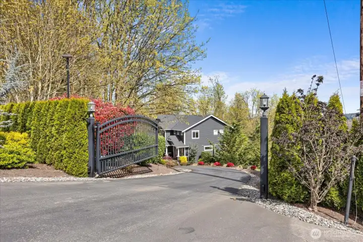 Automatic Gate for Entry