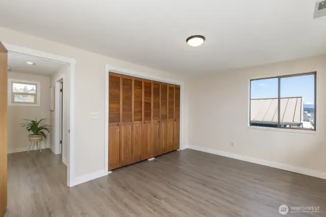 Looking the other direction in the upstairs den/office. The bathroom door is in the hallway to the right.