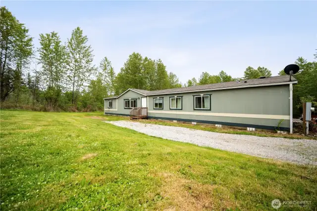 Welcome home! Enjoy country living yet close to town.