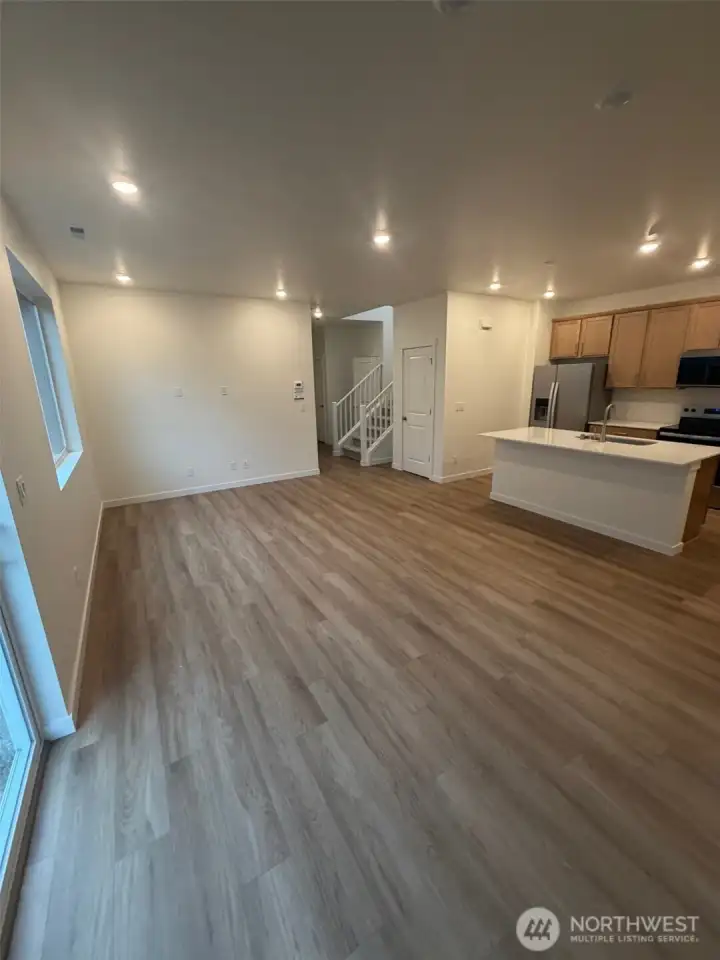 Living / Dining Rm