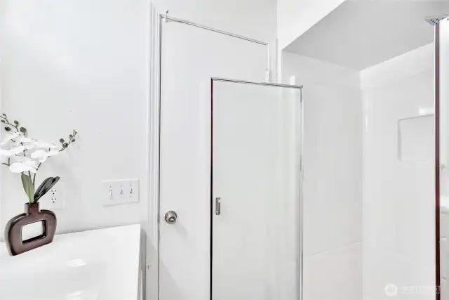 Another view of the main floor bath.