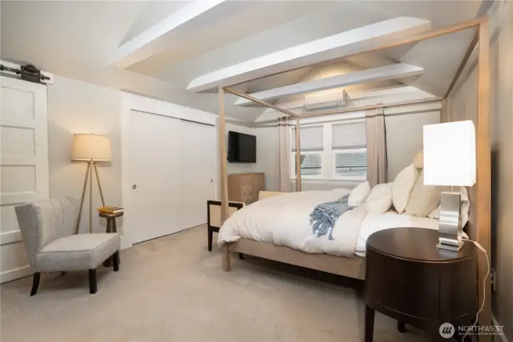 Extra spacious primary suite