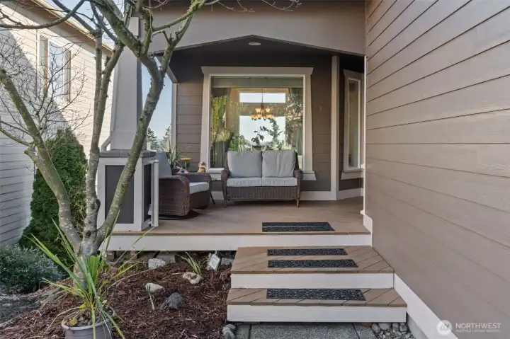 Wonderful covered front porch
