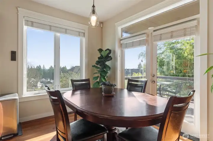 Breakfast nook surrounded in sunlight!