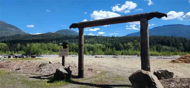 Entrance to the Riverfront Recreation area.