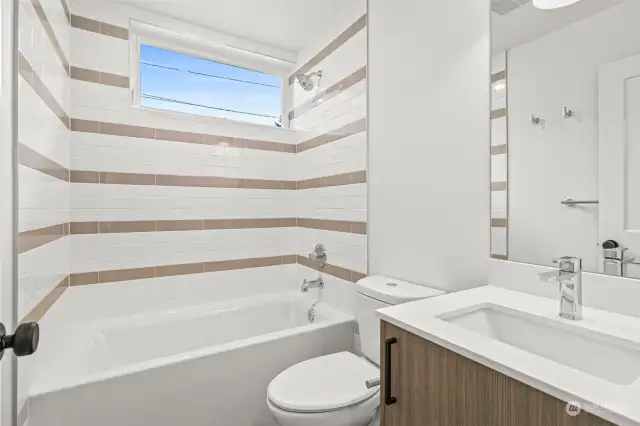 Lower level in suite full bath