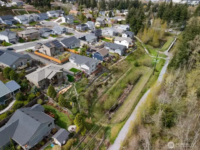 This trail, which can be accessed from the backyard, meets up with the extensive Galbraith trail system