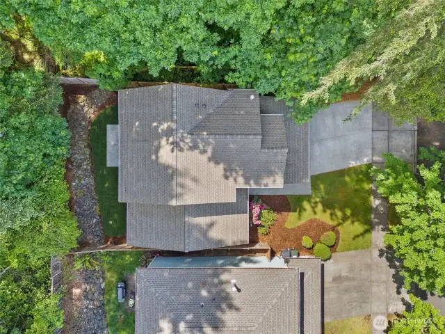 overhead view of home and yard, roof is only 9 years old