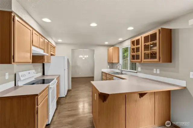 spacious kitchen with a lots of counter space