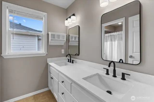 Renovated full bath on upper floor