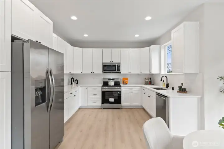 Photo is of similar home next door with identical floor plan Photo is of similar home next door with identical floor plan