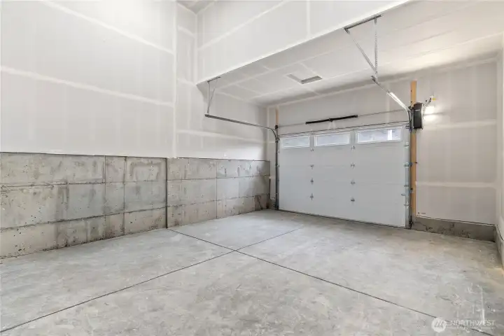 Photo is of similar home next door with identical floor plan Photo is of similar home next door with identical floor plan