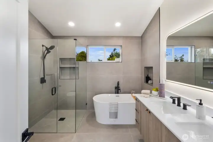 Master Bath