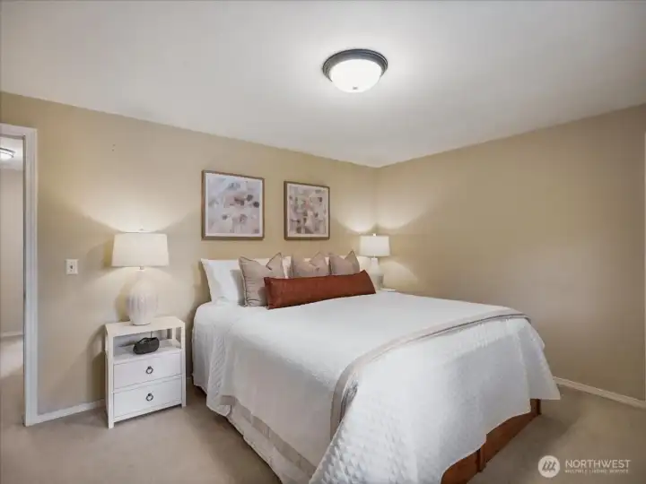Primary suite bedroom.