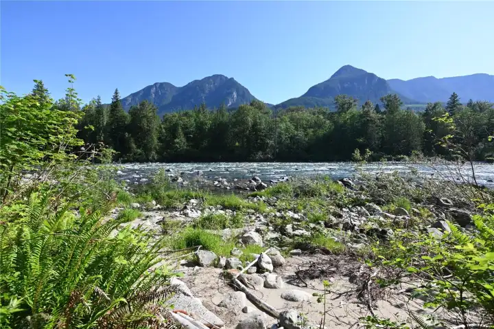 Wake up to breathtaking mountain views, eagles soaring overhead and the beautiful sounds of the Skykomish river. Wake up to breathtaking mountain views, eagles soaring overhead and the beautiful sounds of the Skykomish river.