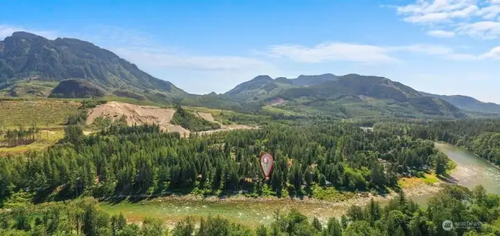 Located in the beautiful evergreen community of big bend. Close to all things recreation. Located in the beautiful evergreen community of big bend. Close to all things recreation.