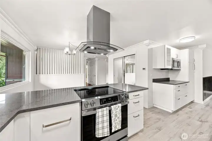 Center kitchen