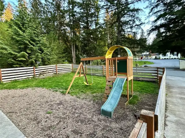 Play yard