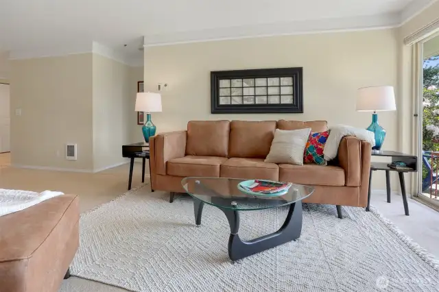 FHA APPROVED! Nothing to do in particular with this living area photo, but a fantastic feature!