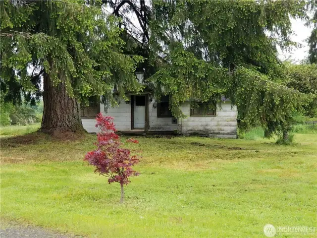 This is the 1927 farmhouse, visible from the driveway gates. The foundation has been inspected and report is available. Structure is in great shape structurally, roof does not leak but may need some work. Space plan created by interior designer is available for potential renovation.