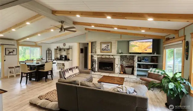 The living and dining room as seen from the entrance.