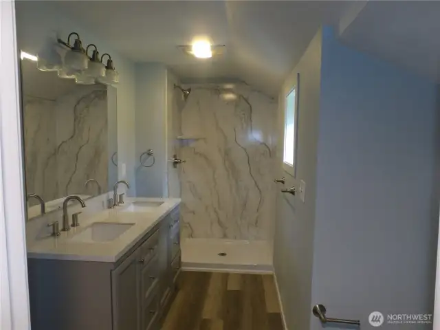 Fabulous new bathroom.