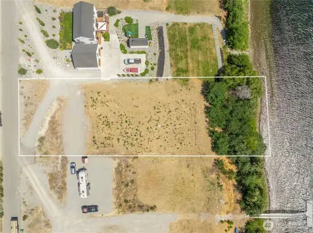 Amazing Columbia River Waterfront Lot