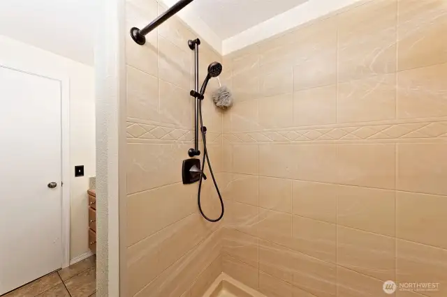 Nice low-profile step-in shower