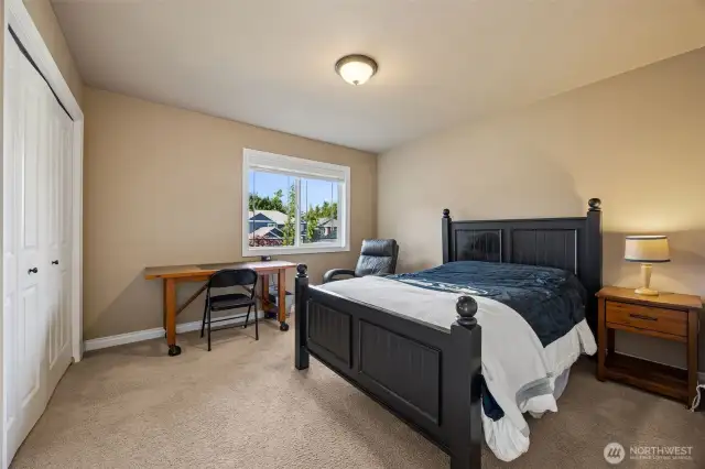 Large bedroom #2
