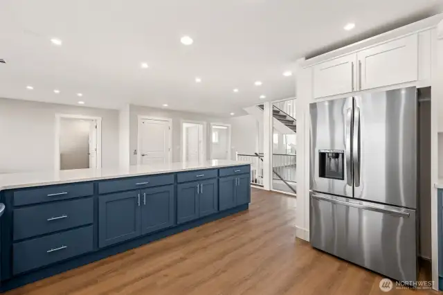 Entertaining made easy in this impressive kitchen.