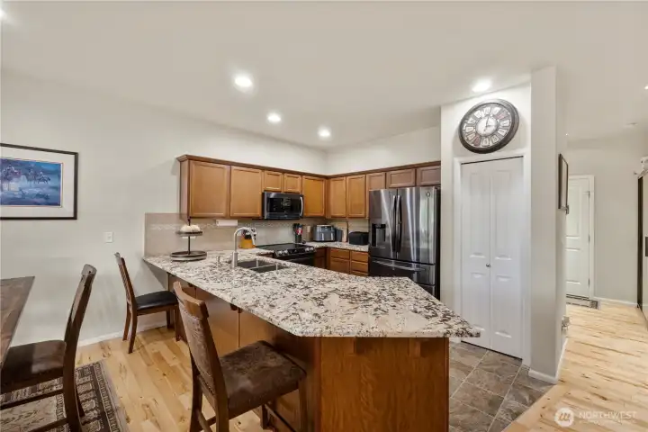 Breakfast Bar, Granite Counters