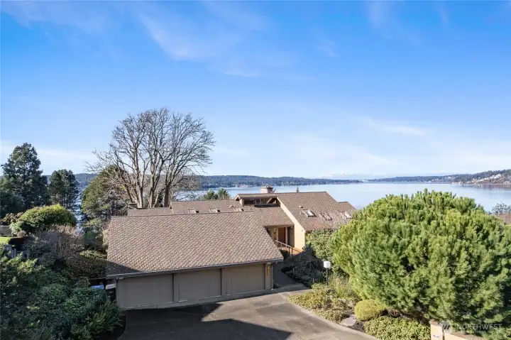 On a dead end street in University Place.