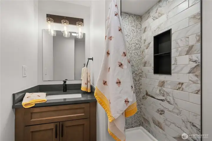 .75 Bath with Custom Tile Shower