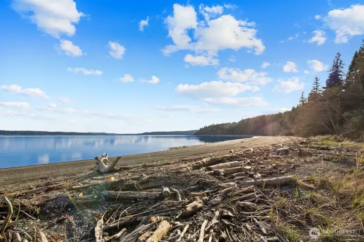NATURALLY BEAUTIFUL SETTING LOOKING SW