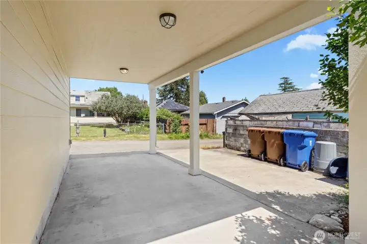 1-Car Carport with Lights