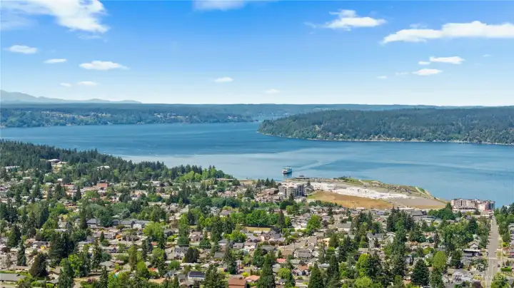 Breakwater Marina and Pt. Defiance Ferry is close by!