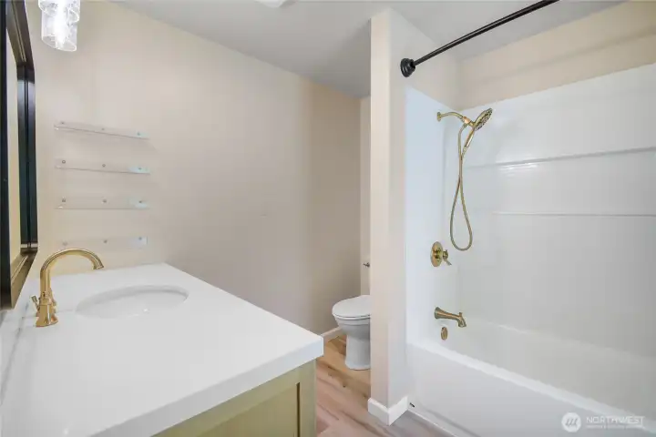Owners full bathroom has been updated