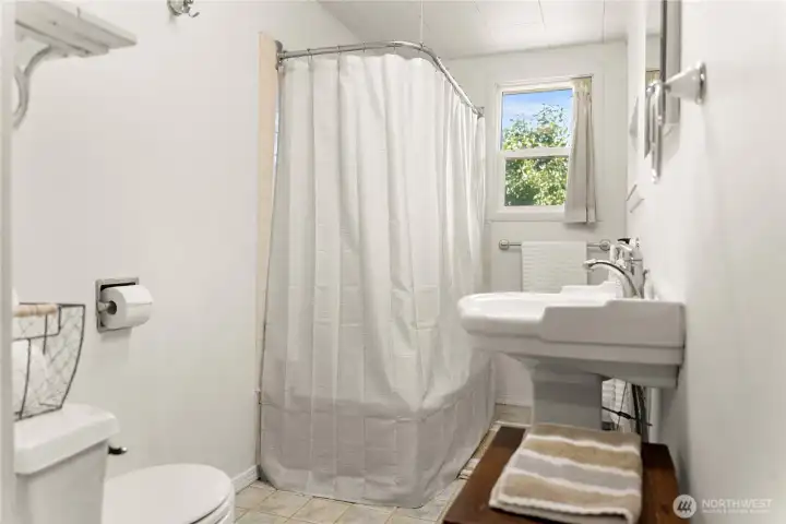Bathroom Bathroom