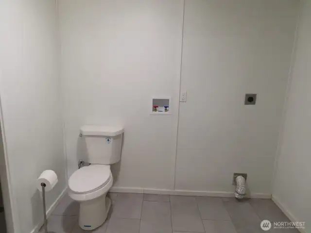 Toilet & Washer-Dryer Hookups