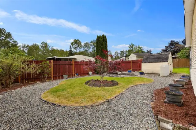 Fantastic backyard w/ storage shed
