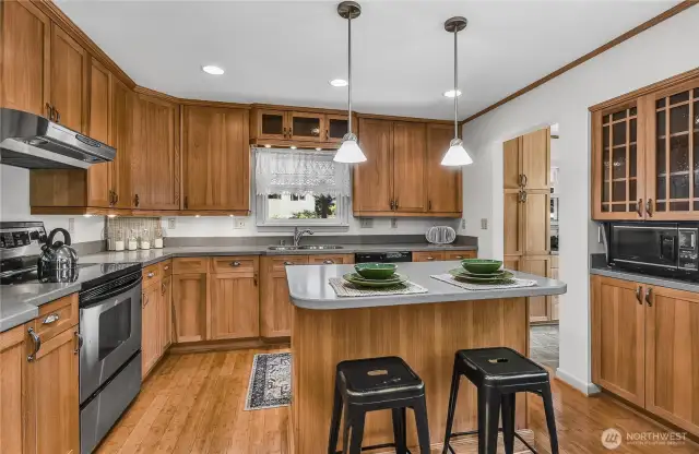 Plenty of cabinet space