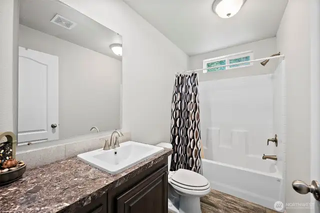 Secondary bathroom.