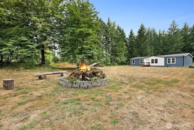 Massive firepit!