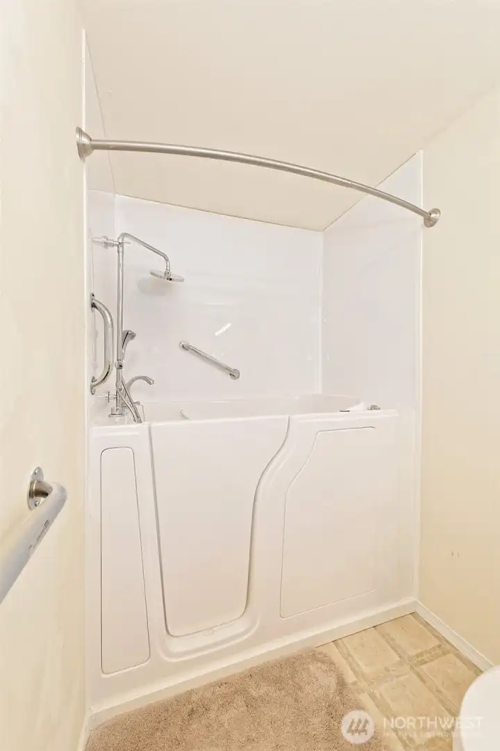 New walk in tub