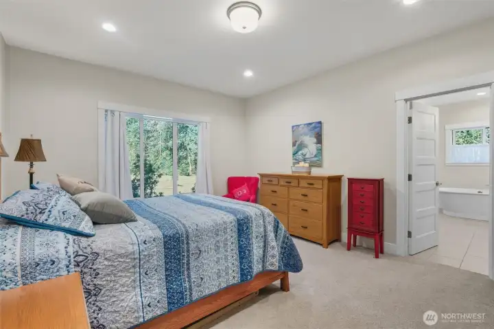 Spacious & Bright primary bedroom