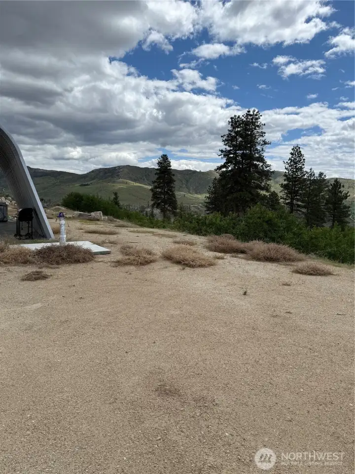 Views are available in every direction, served up  upon demand!